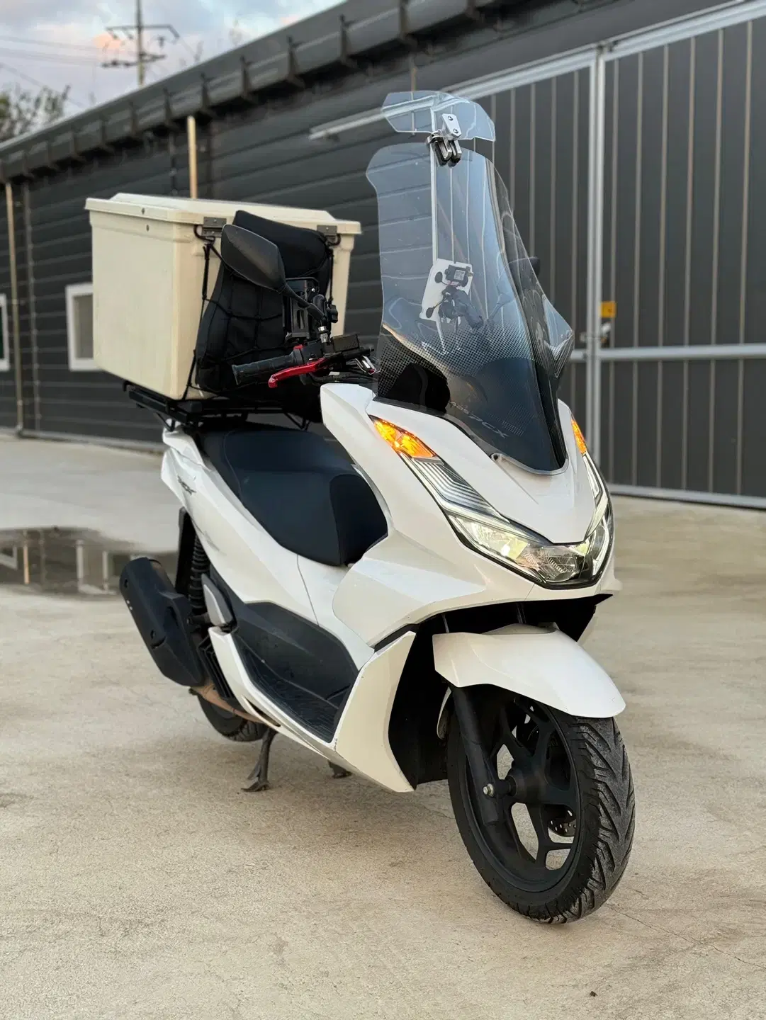 pcx125 22년식 abs모델 3만km 판매합니다