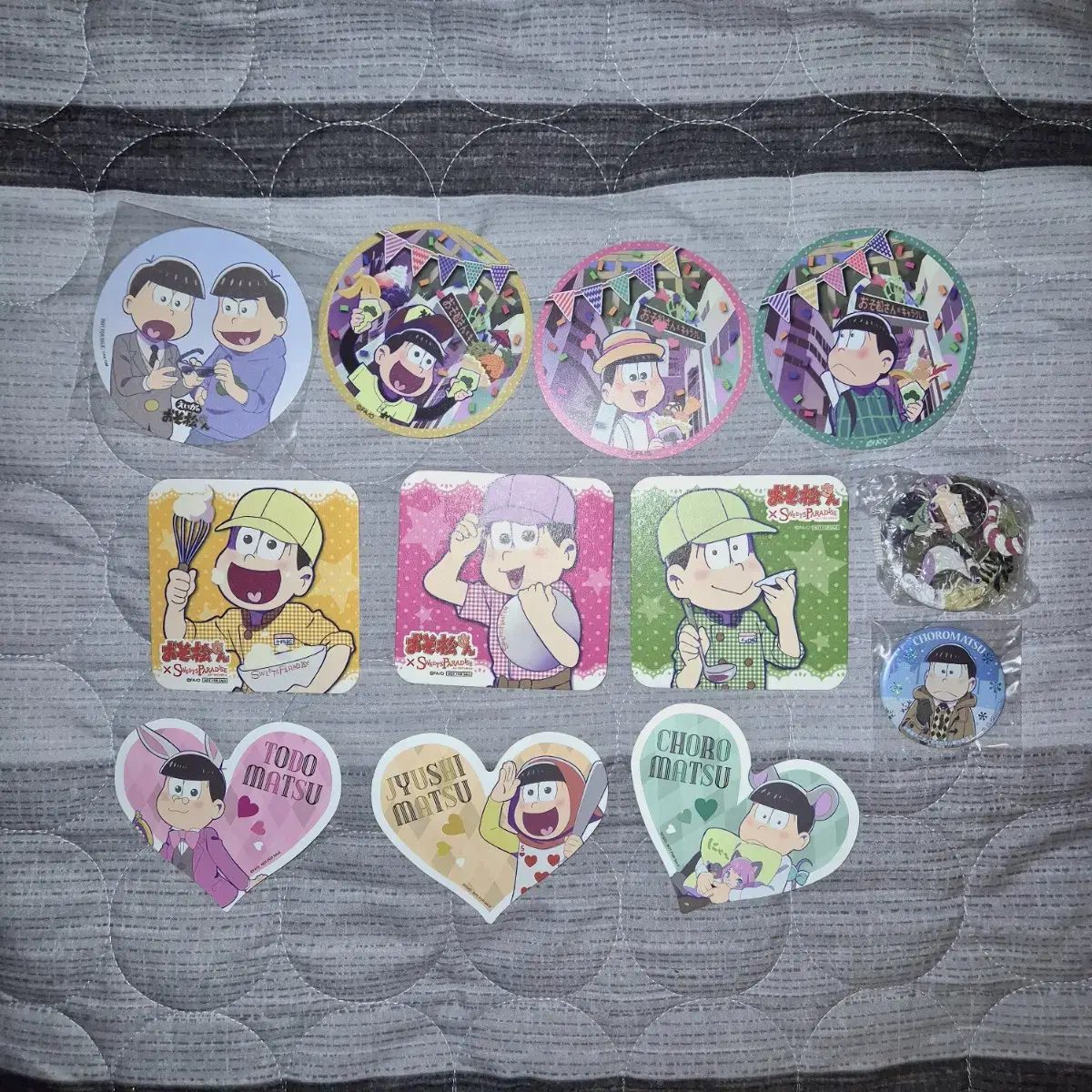 Osomatsu statue coaster can badge Karamatsu Choromatsu Jushimatsu Todomatsu