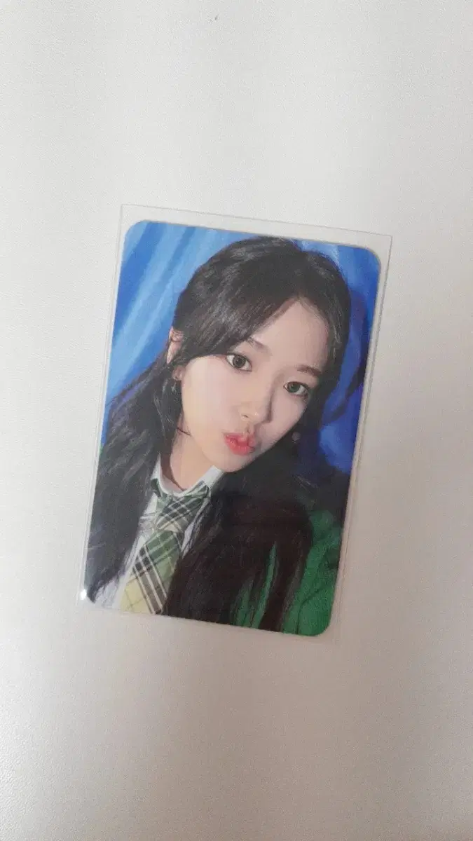 Ive ahn yujin apa afterlike soundwave tier 3 photocard sell it