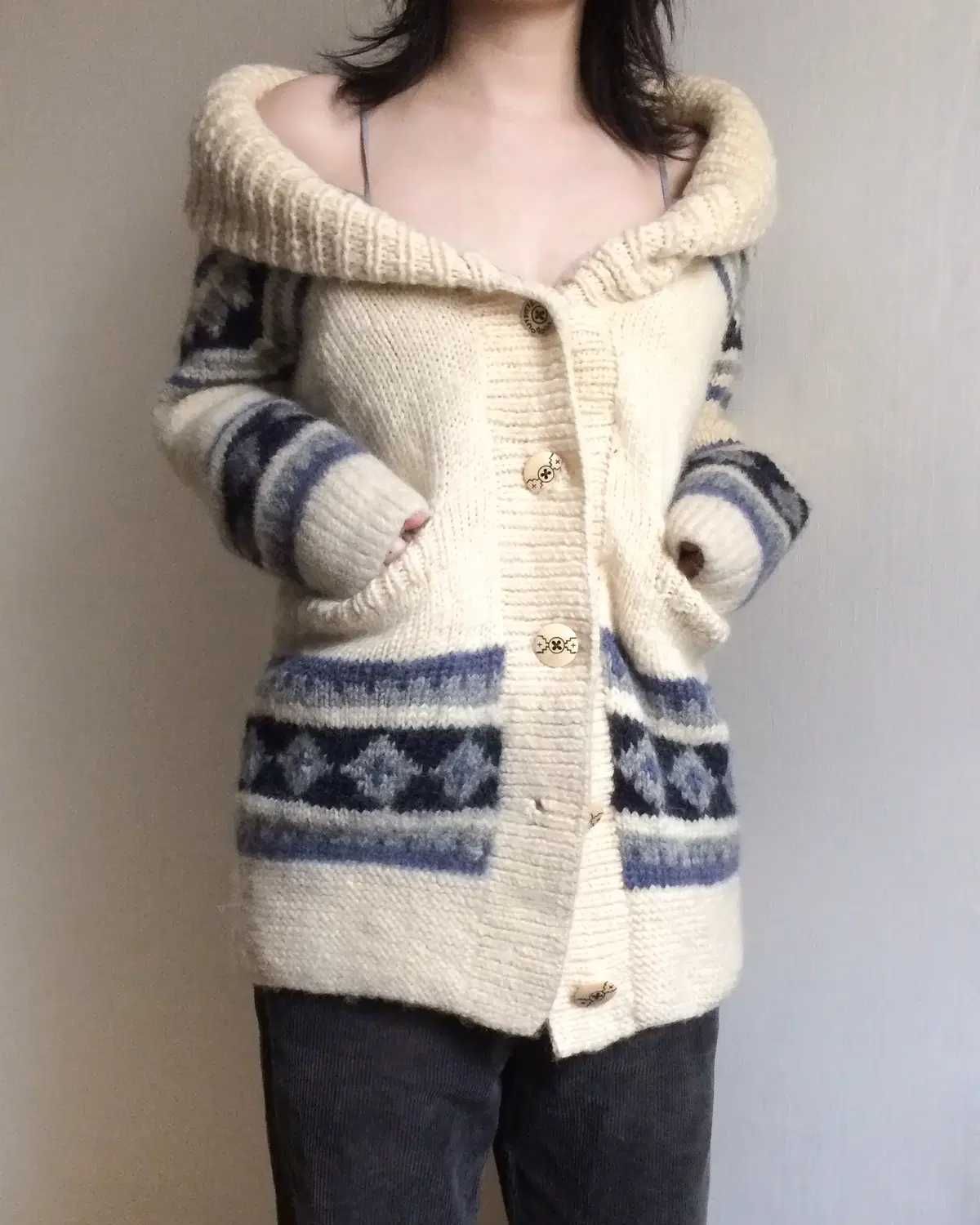 Heavy wool knit cardigan