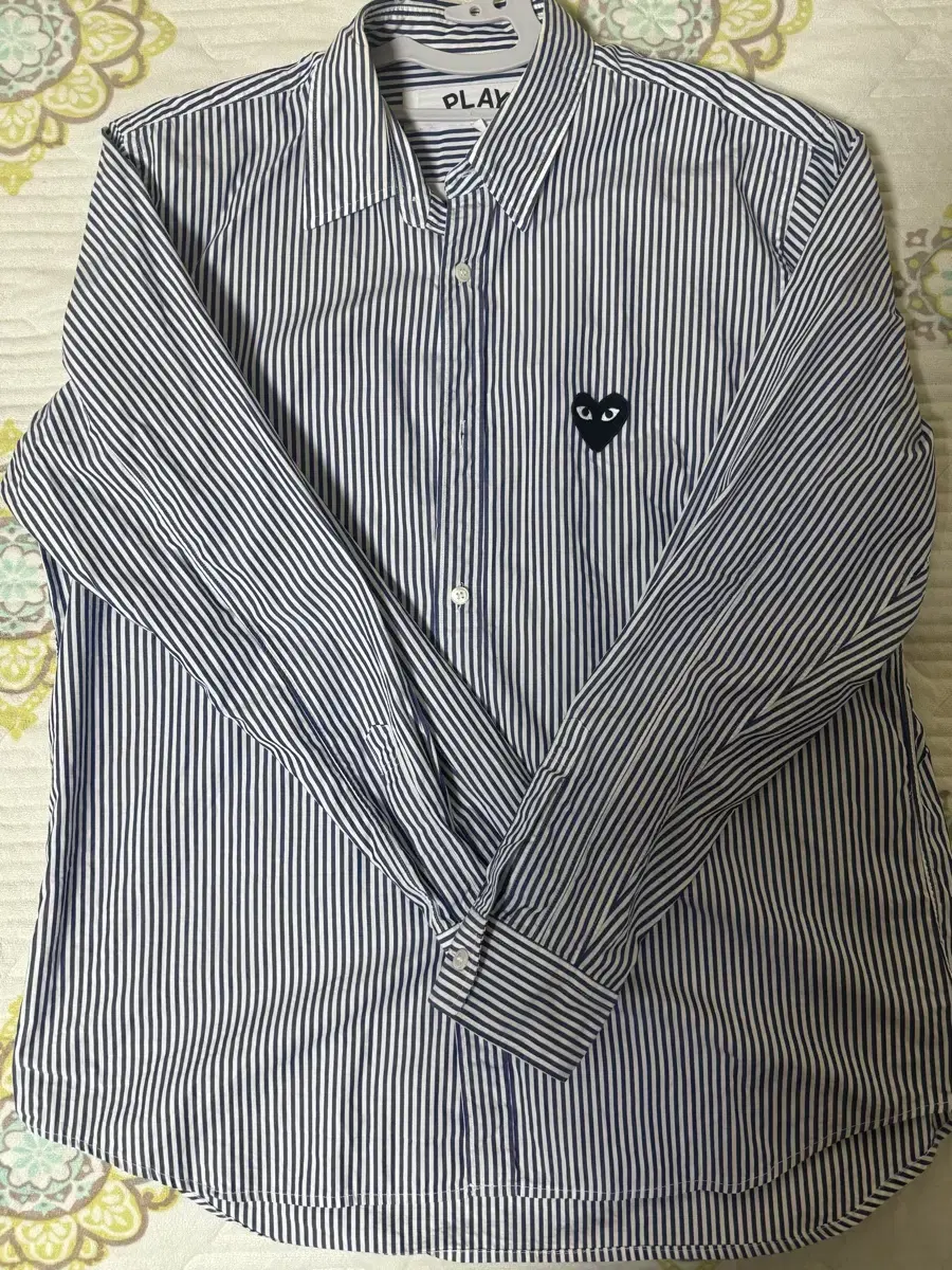 Genuine Comme des Garçons shirt size L