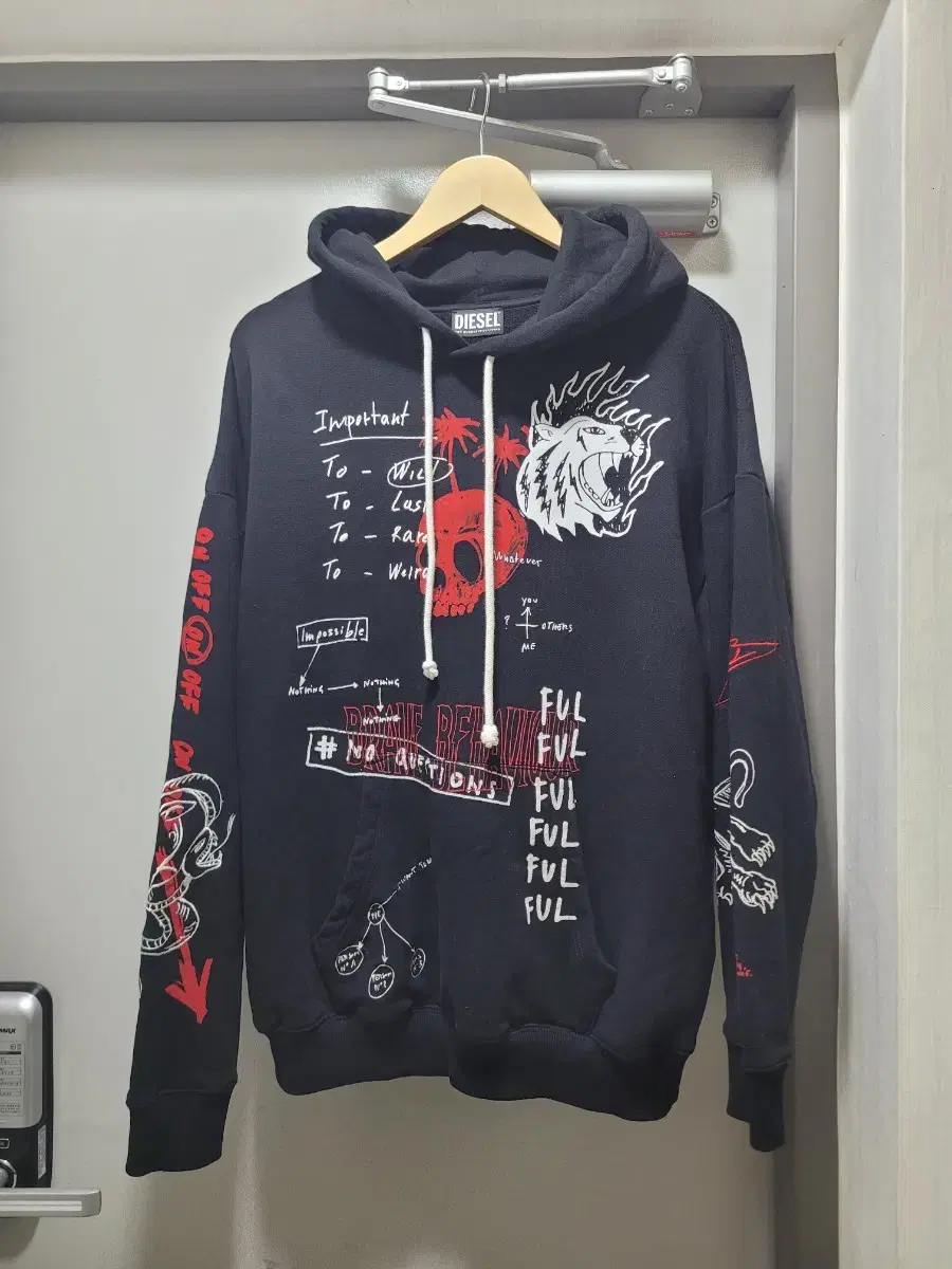 Diesel Drawing Hoodie (M)