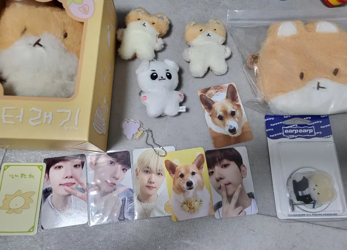 Baekhyun dolls, teolaegi, and glutinous rice are for sale