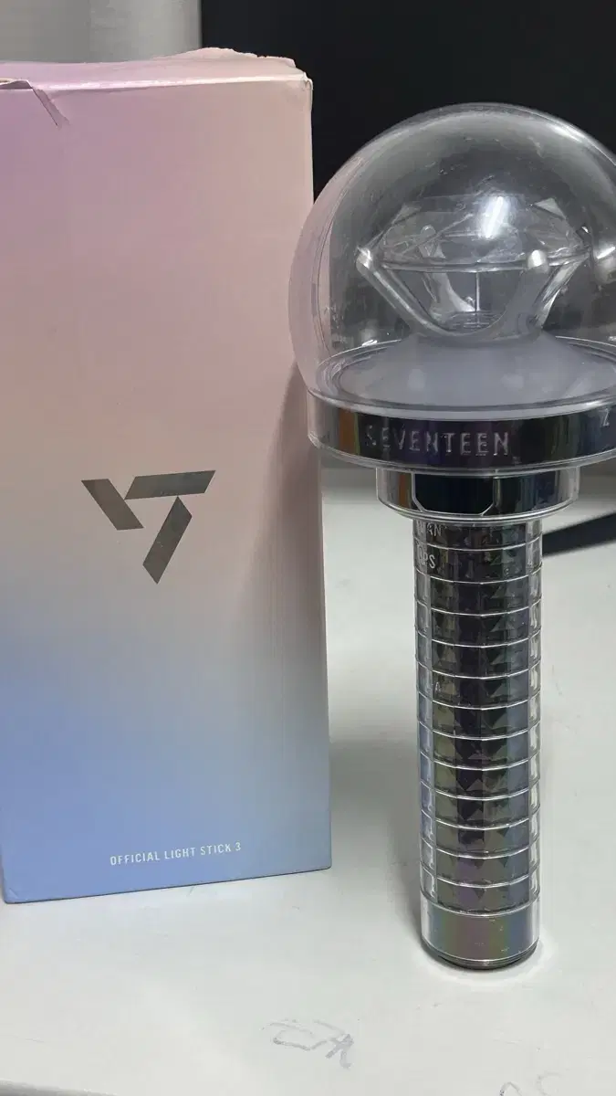 SEVENTEEN lightstick Carat Bong NewNew Carat Bong ver.3 sells