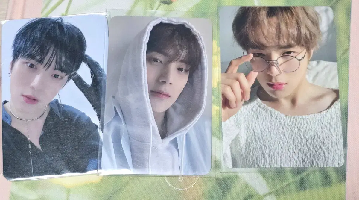 minhyuk photocard hoodie minhyuk glasses plow minhyuk puppy ears hoodie fan minhyuk dangpojai