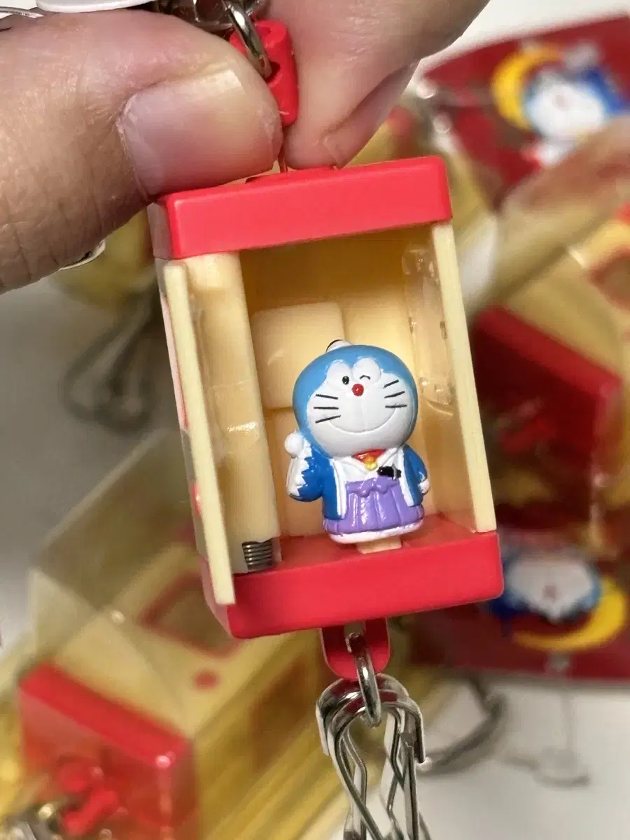 Classic Doraemon Action Keyring