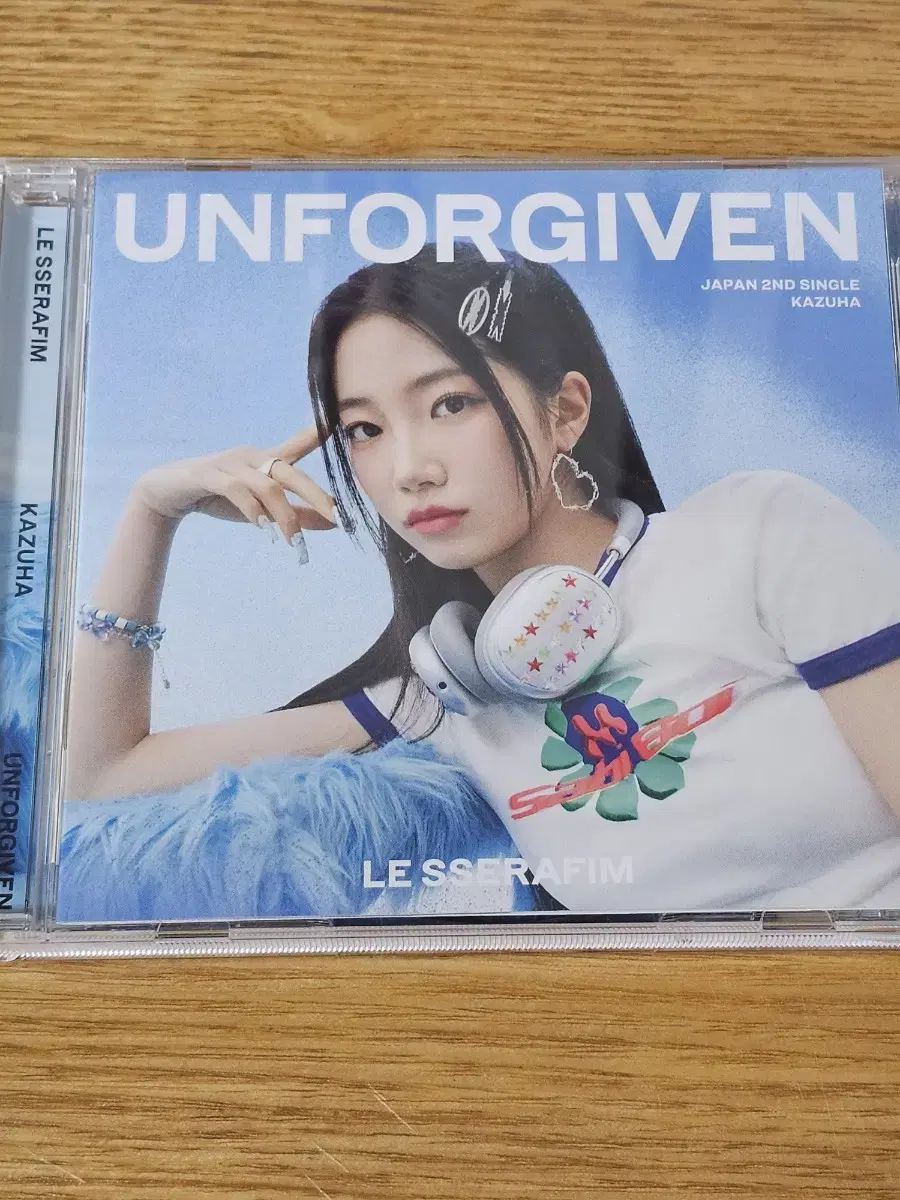 Le sserafim unforgiven Japan album solo jacket kazuha