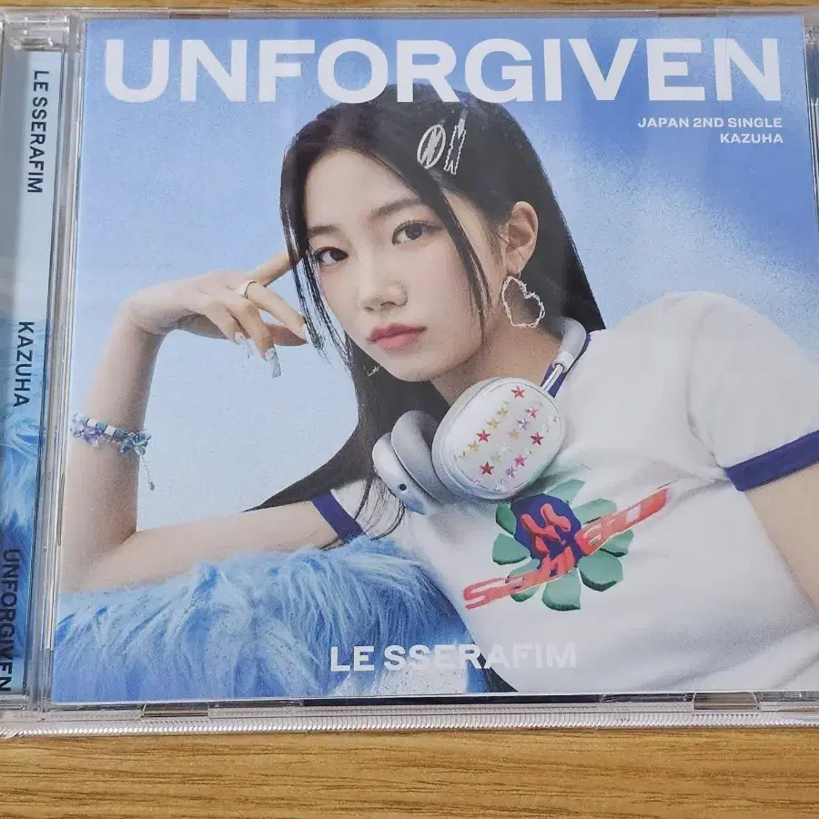 르세라핌 unforgiven 일본 앨범 솔로 자켓 카즈하