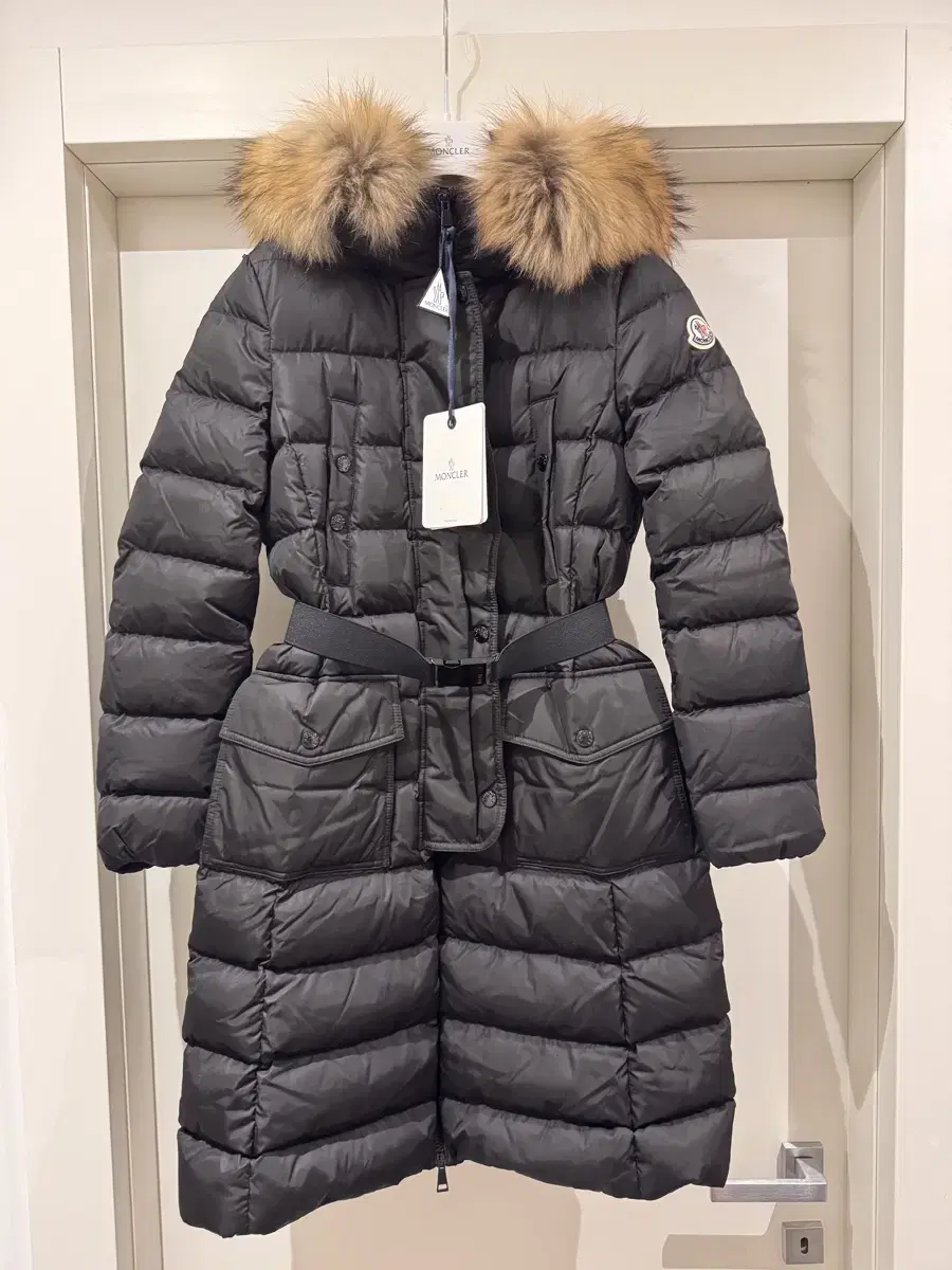 [New]Moncler KHLOE Chloe Realper size 0 Black