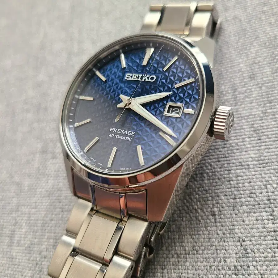 세이코 프레사지 샤프엣지 블루 40mm