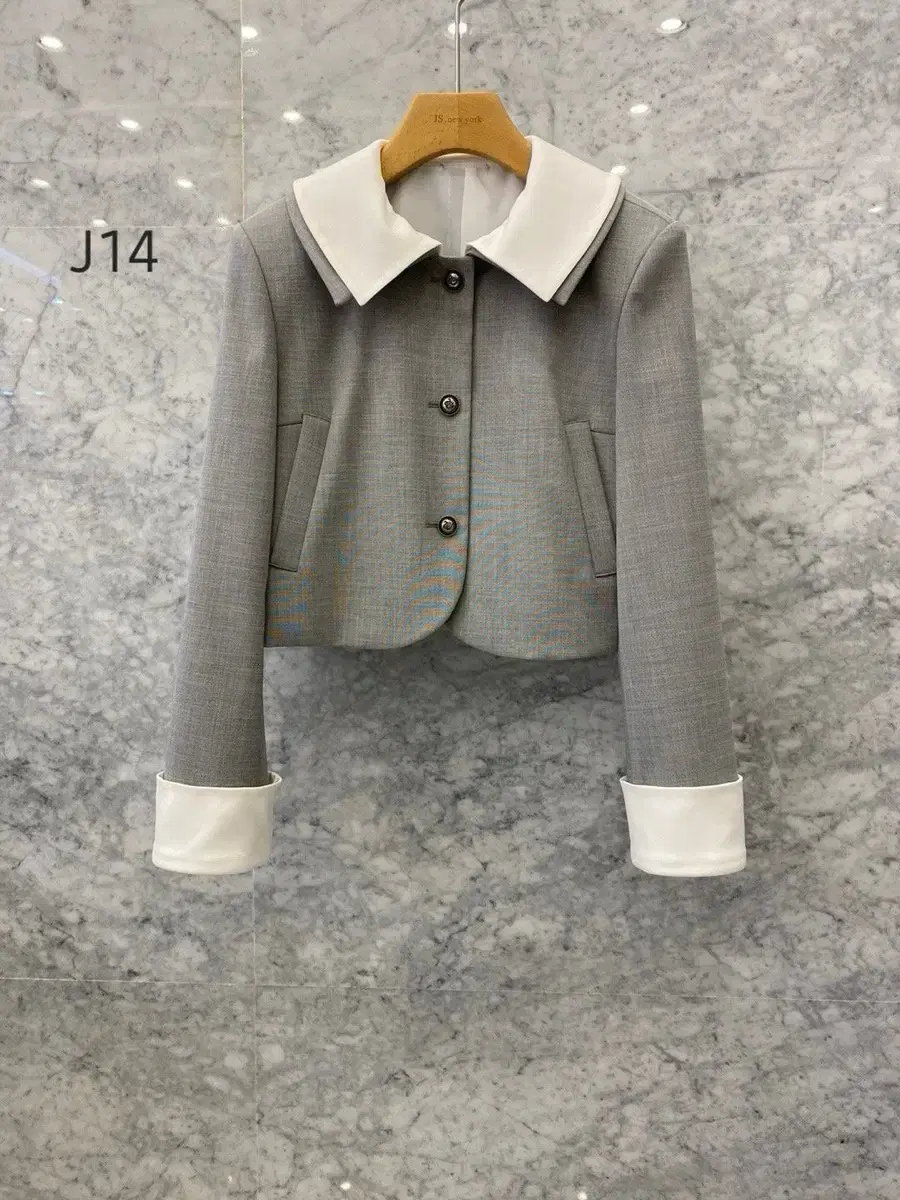 js뉴욕스타일신상 2024 f/w 오버핏 화이트 울롱코트