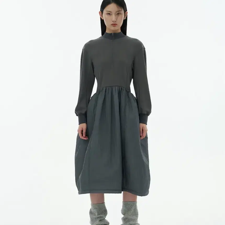 아모멘토 Sheer padded dress (charcoal)