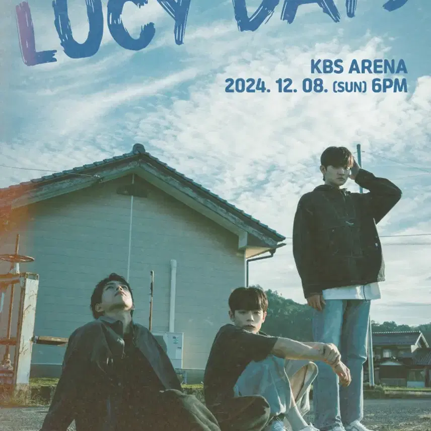 LUCY DAYS루시 12/8 2층 F구역 4열 2연석