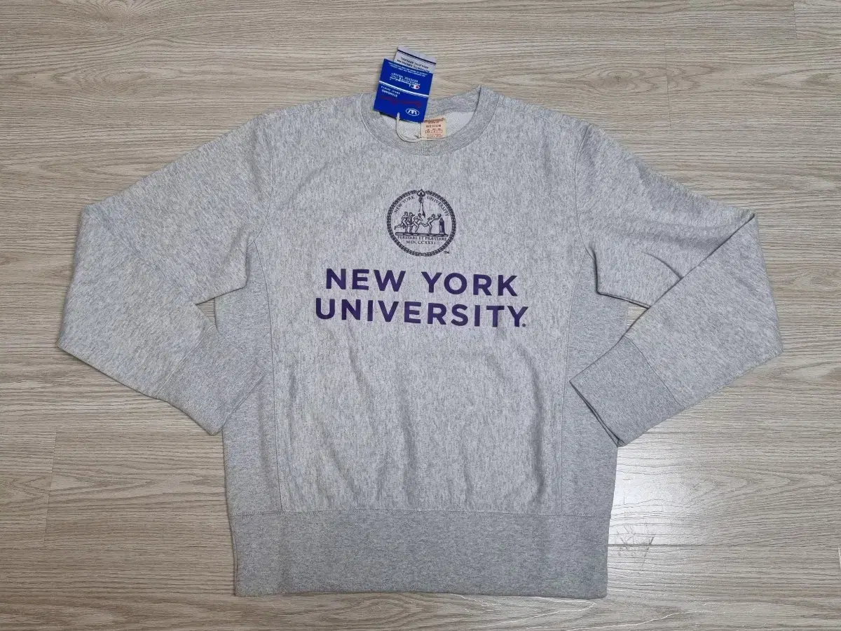 [100] Champion Reverse Weave Sweatshirt M (man-to-man champion New York University logo)