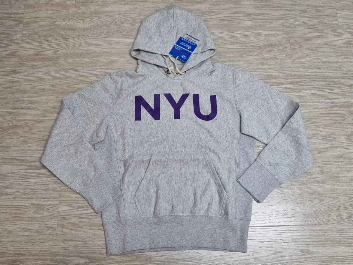 [100] Champion Reverse Weave Hooded Sweatshirt (man-to-man champion NYU logo)