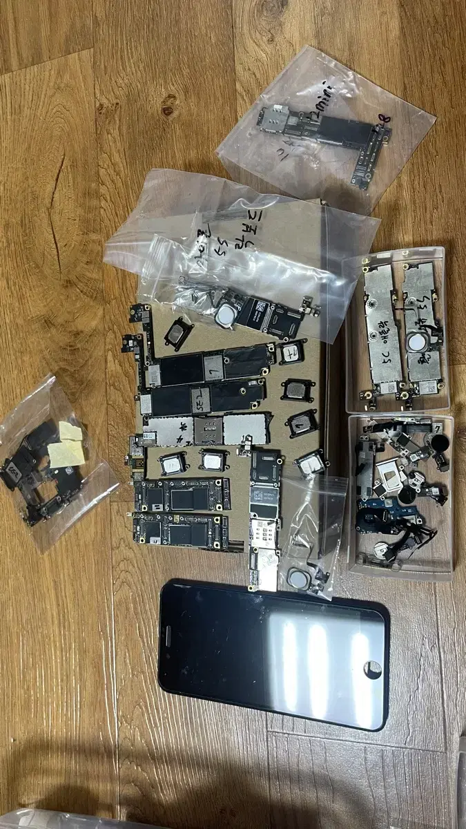 iPhone AppLock Activation Error Motherboards and Various Parts