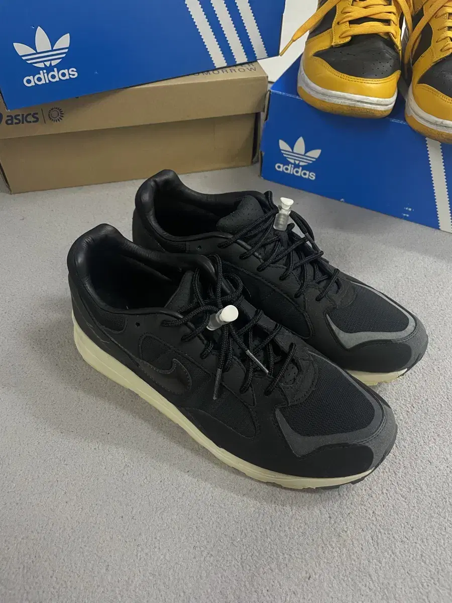 Nike x 피오갓 Air Skylon 2 Black sail