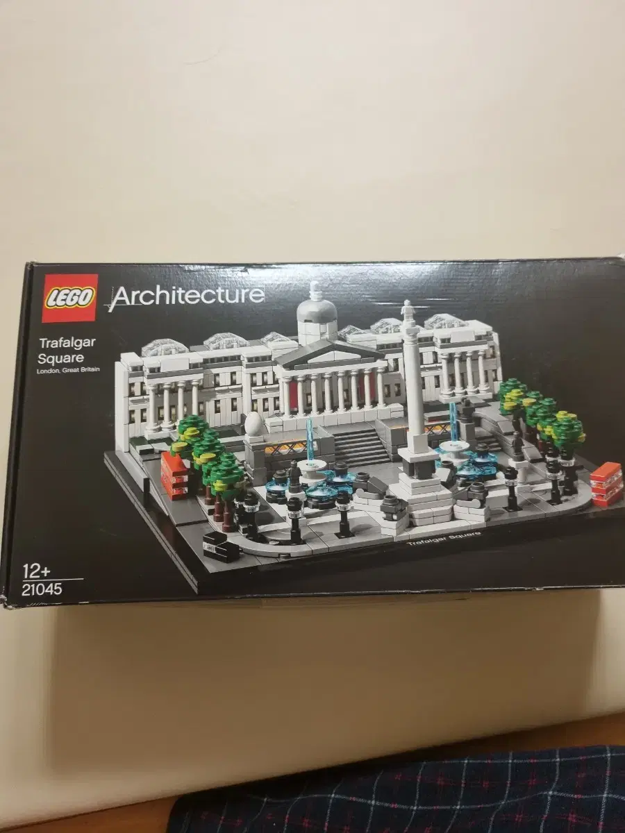 LEGO Architecture Trafalgar Square 21045