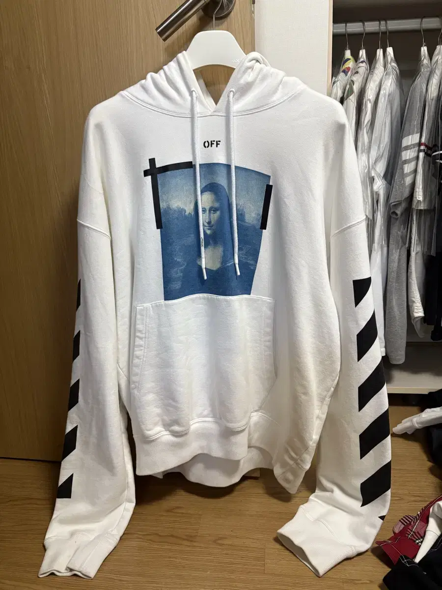 Off-white bloo Mona Lisa Arrow Hood