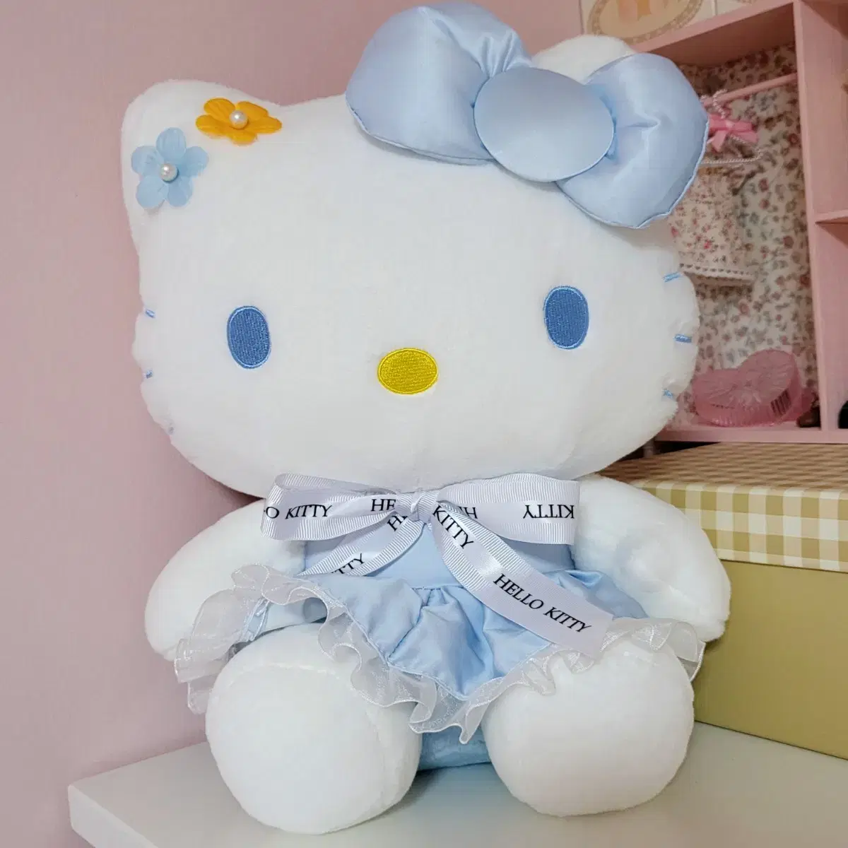 [NEW] Hello Kitty Large Doll