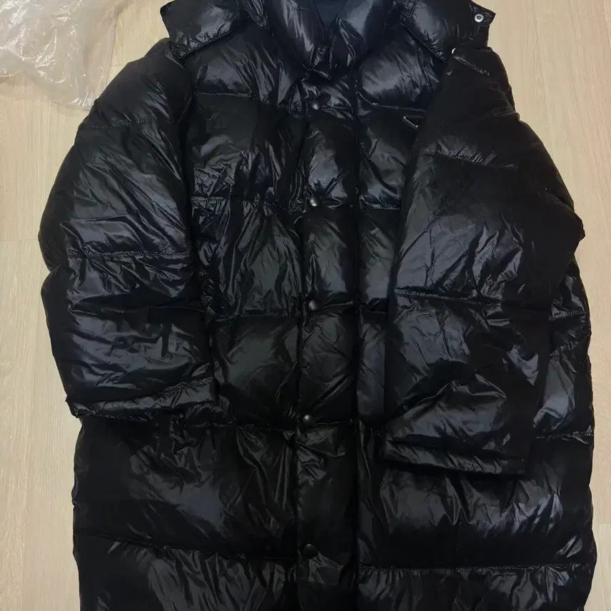 프라다 (M) 리나일론 다운 코트 블랙 사진 2