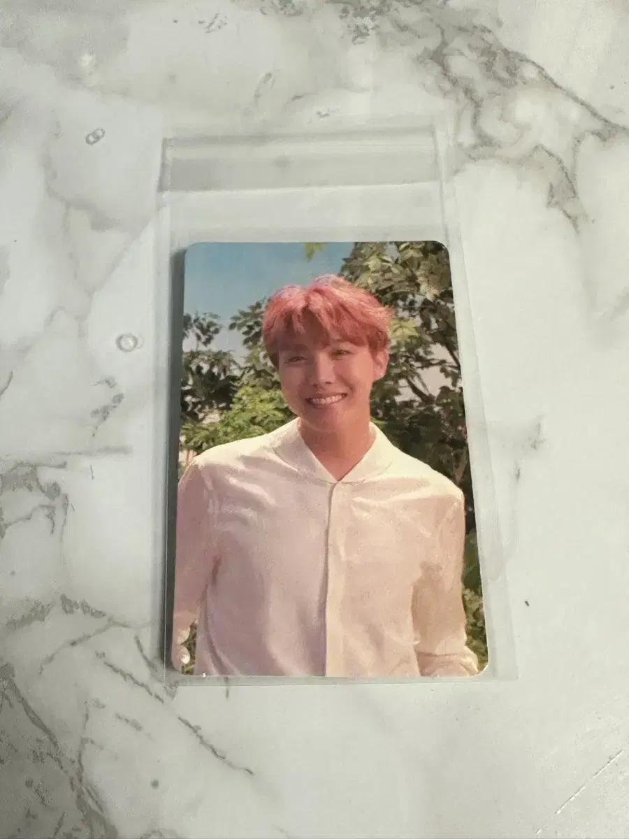 RubyUsself j-hope photocard