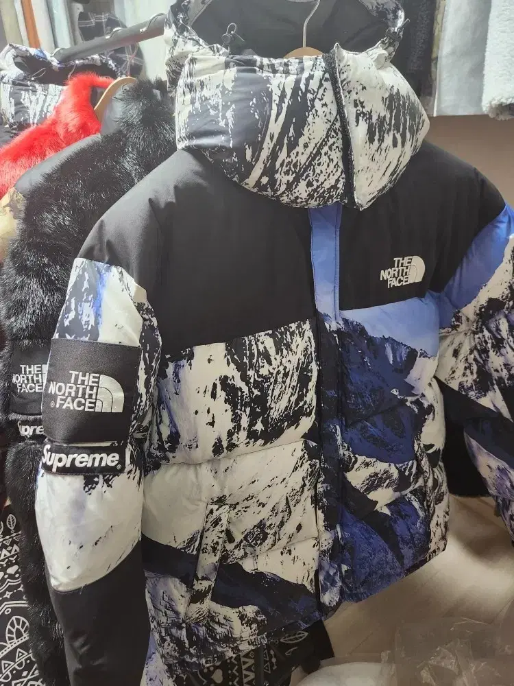 Supreme X The North Face Mountain Baltoro Jacket L bloo White 17FW