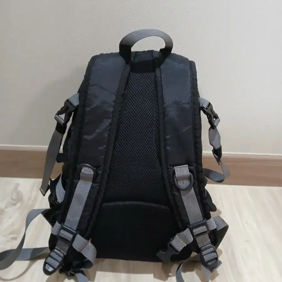 Lowe alpine 작은 배낭 8L