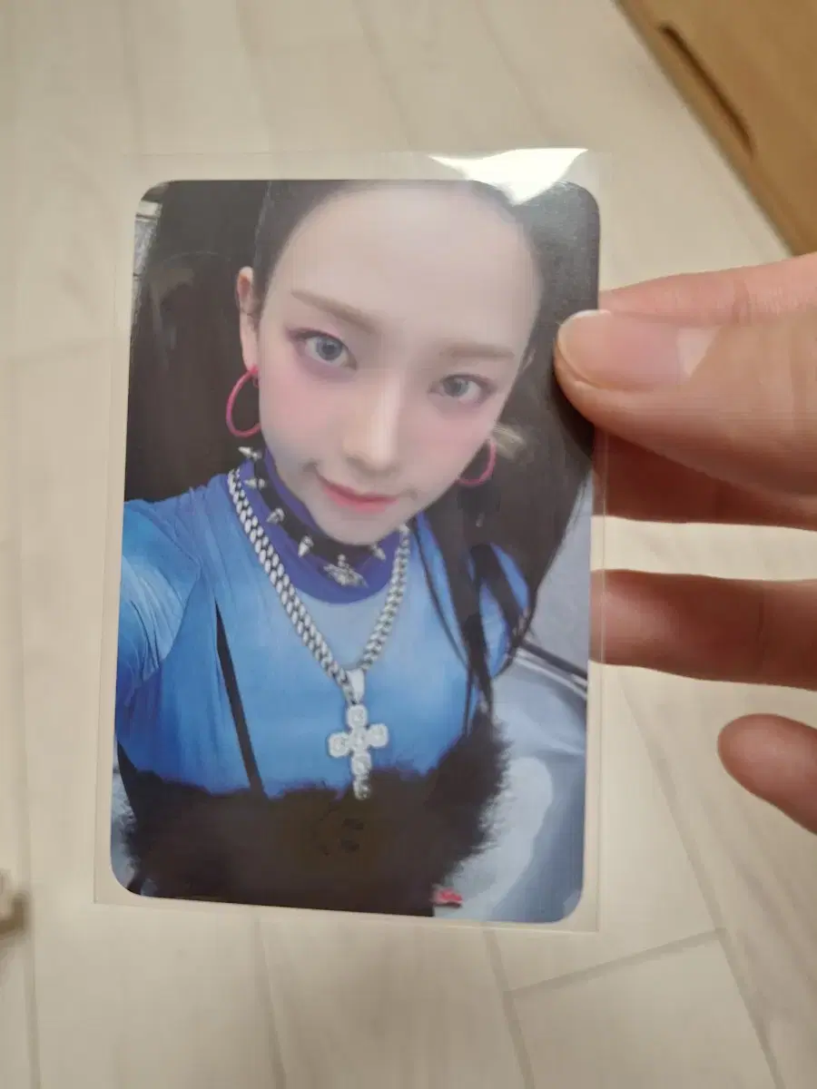 karina armageddon with muu photocard doebykarinafangyoo jiminarmageddonweflashweflash