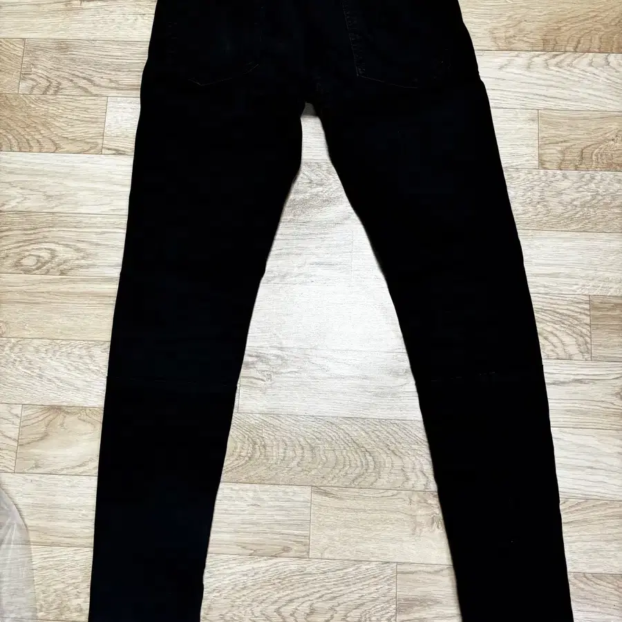 [30] 하이퍼데님 Jet Black Stack Zipper Jeans