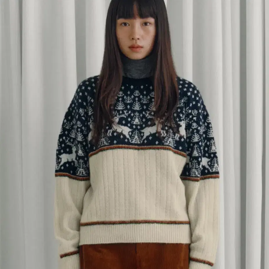 시엔느 Kevin Jacquard Knit_Navy 케빈 자카드 니트