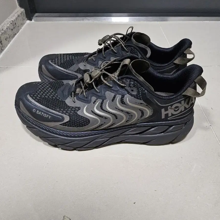 Satisfy x Hoka Clifton LS