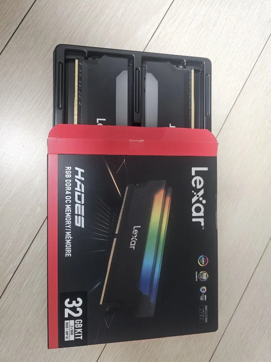 렉사 DDR4 RGB 16x2 32기가