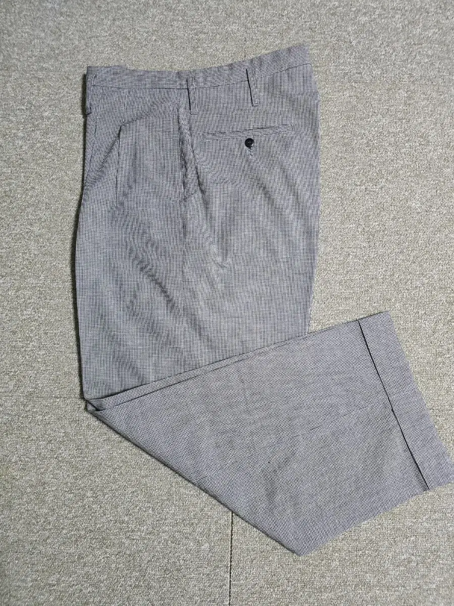 Time One Closing Erako Houndstooth Tucked Slacks Pants32 East Buddha Products