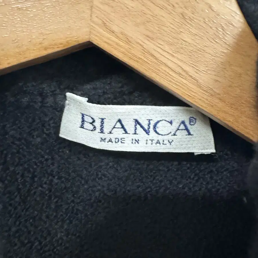 (Xs-S)BIANCA made in italy 비앙카 여성 니트집업