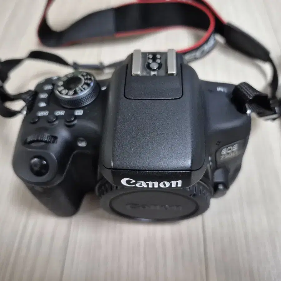 A급 캐논 EOS 750D 카메라 바디세트 누적컷수 6500컷