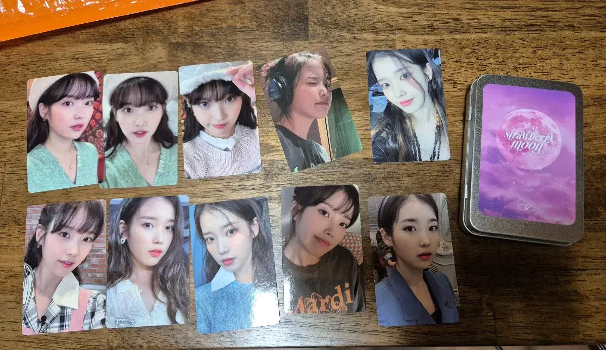 Strawberry MoonPhotocard