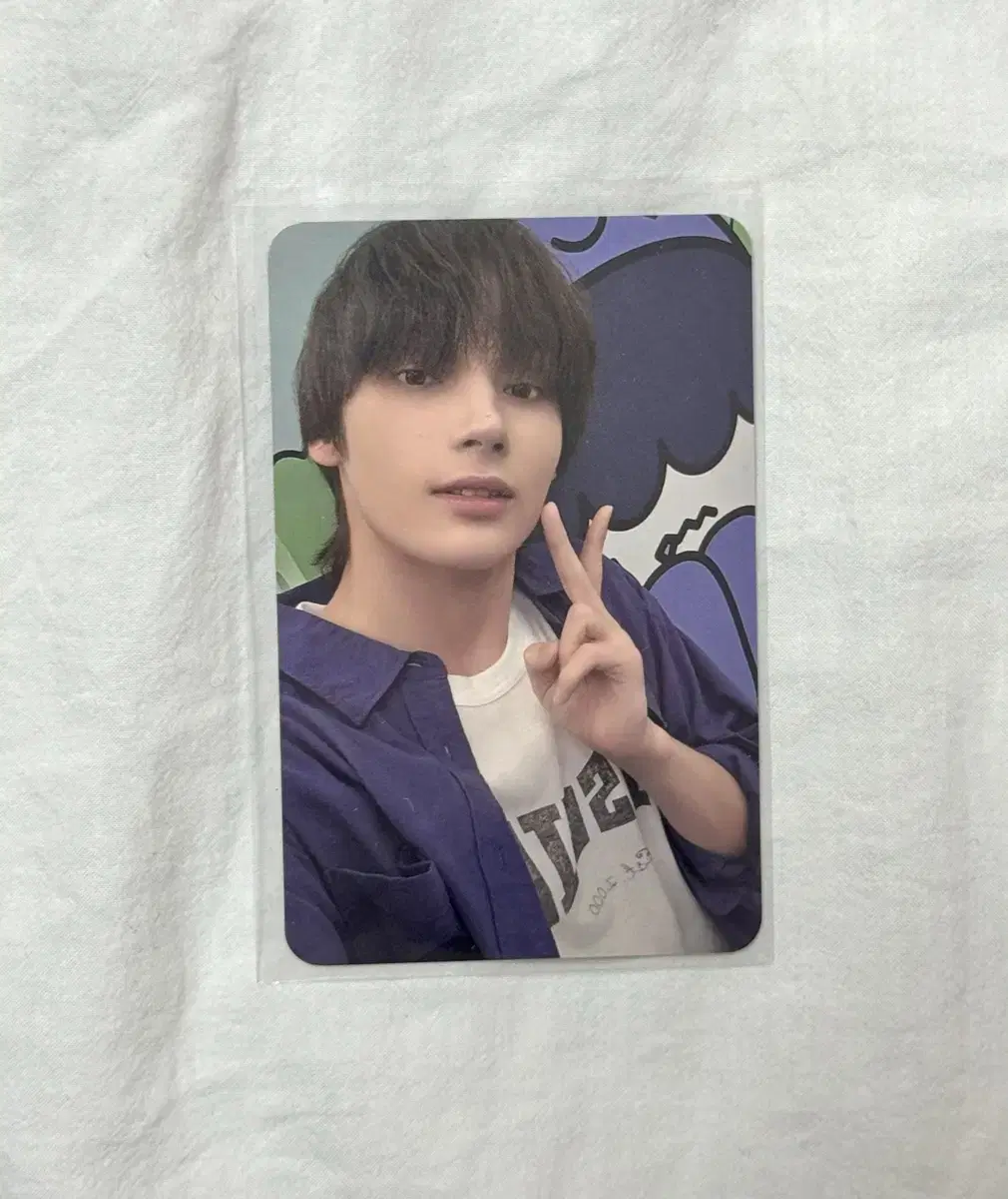 Tubatu Sanctuary pop up photocard Hornbatu hueningkai $50 photocard