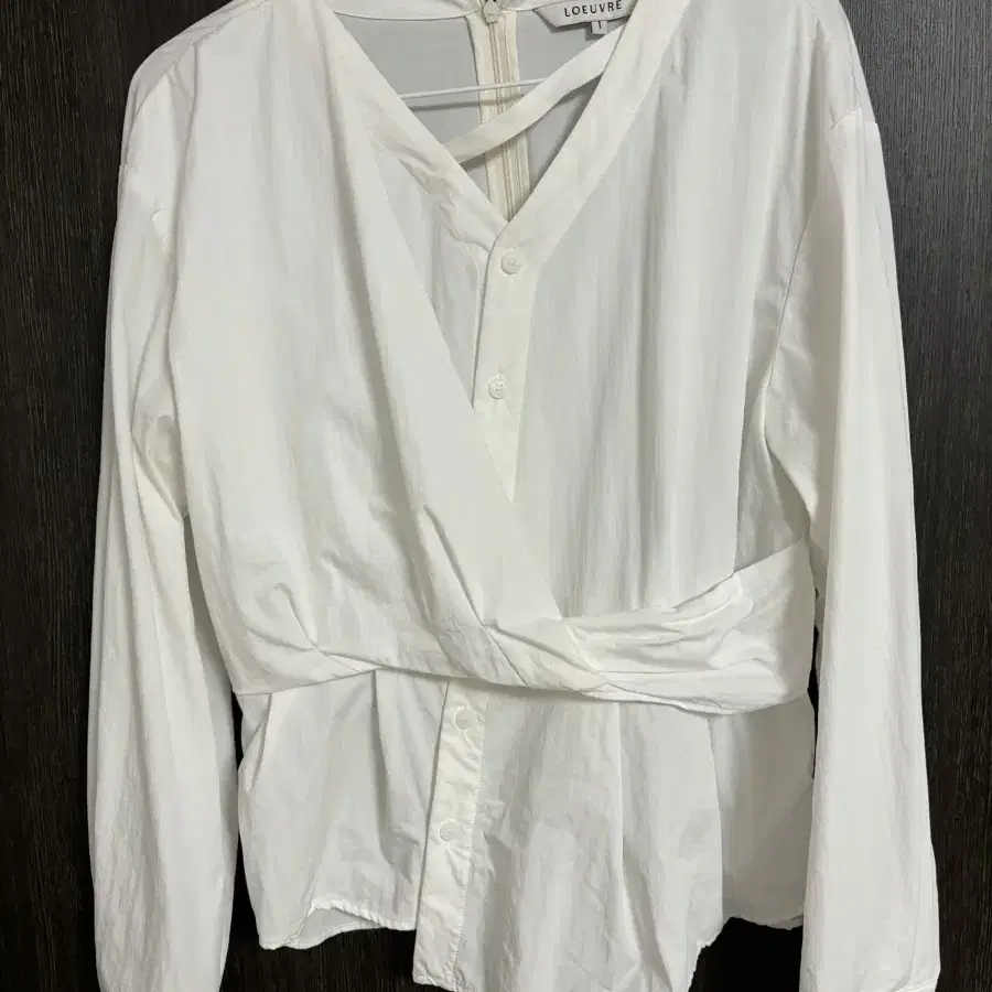 루에브르 브이넥 랩 블라우스 V-neck Wrap Blouse