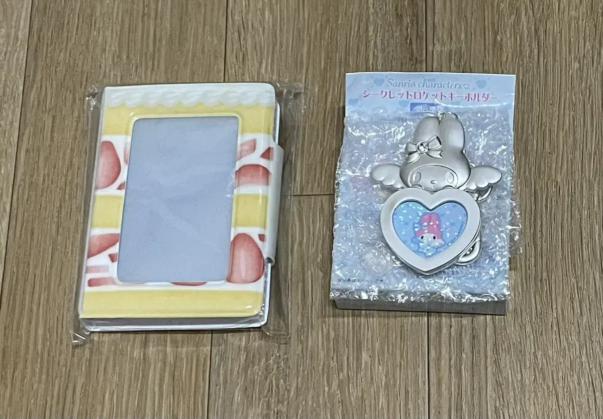 Ramnim Strawberry Cake Book + Sanrio Yumemiru Secret Keychain My Melody