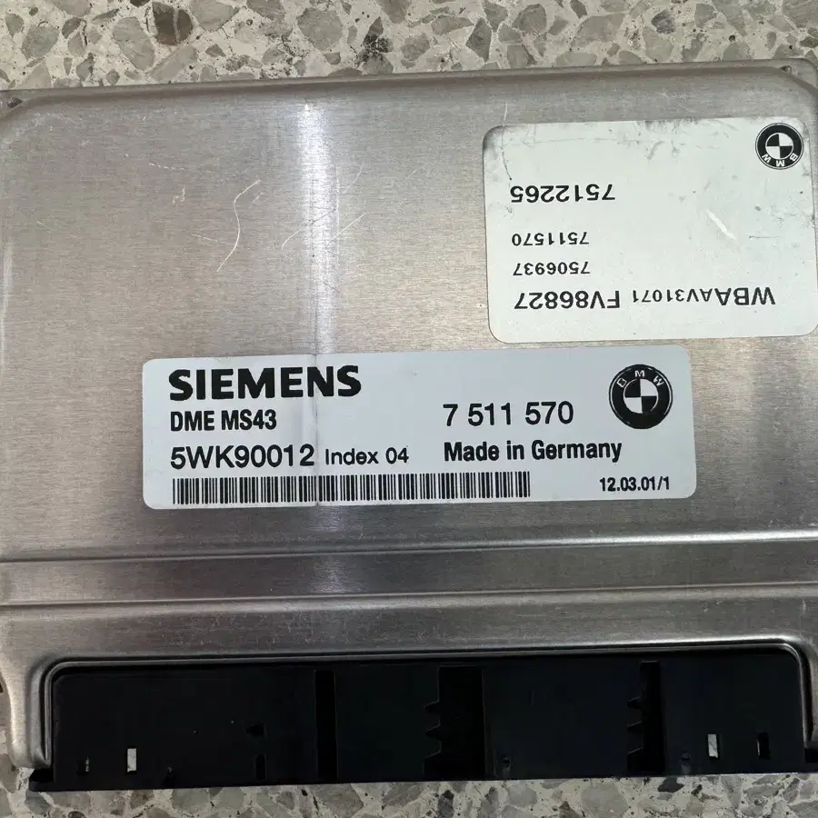 BMW 3시리즈 ecu