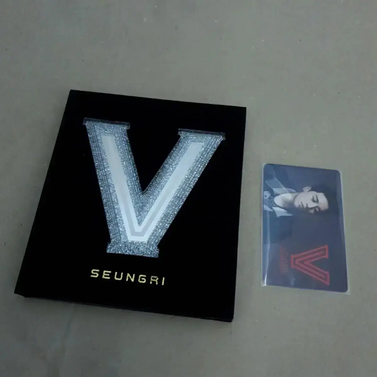 Big Bang Win VVIP Solo album photocard