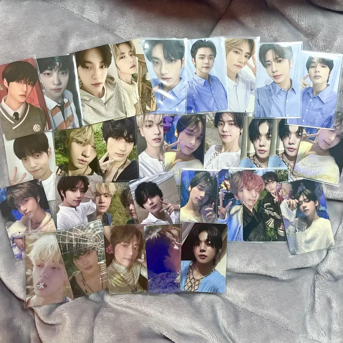 txt photocard bulk sell soobin yeonjun beomgyu taehyun hueningkai