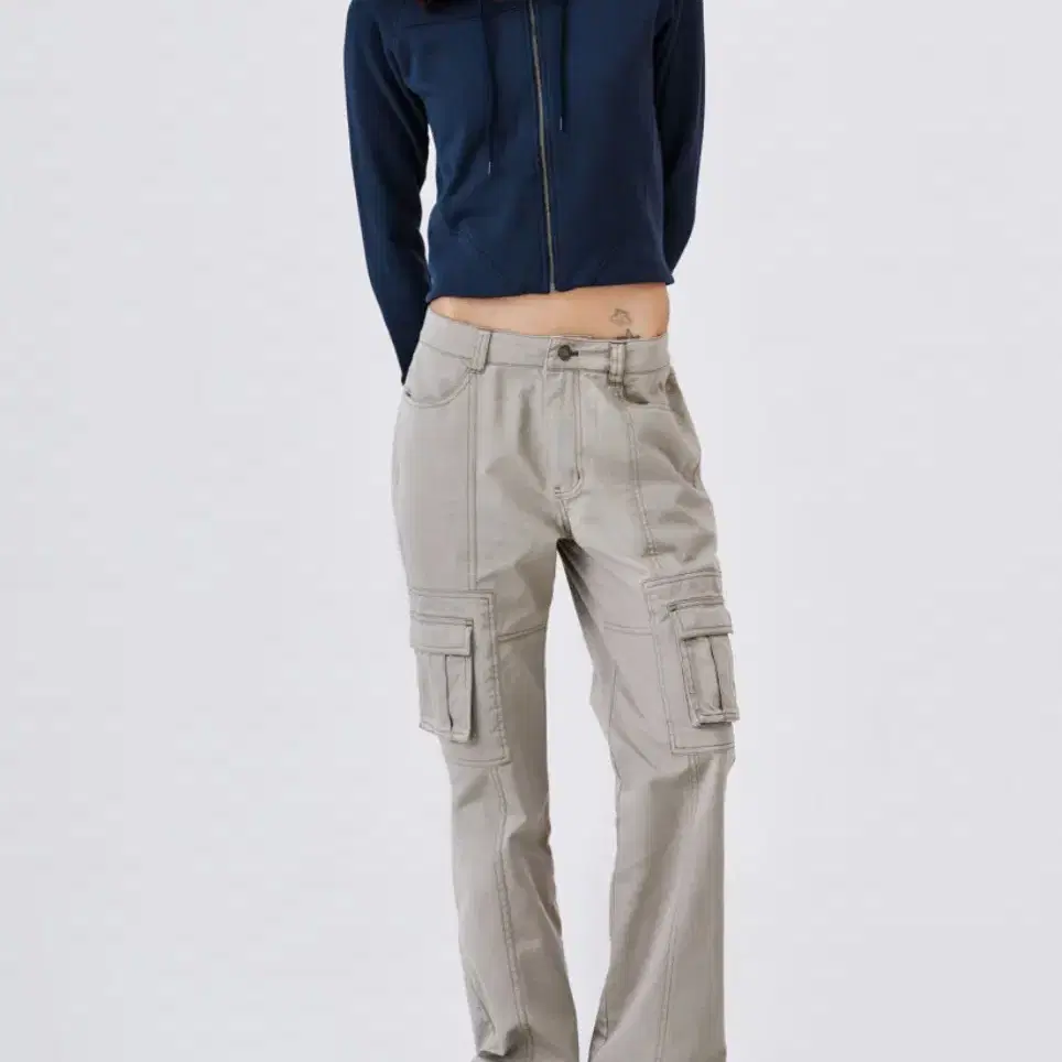 웰빙익스프레스 Fitted Crop Zip Up Navy 사이즈M