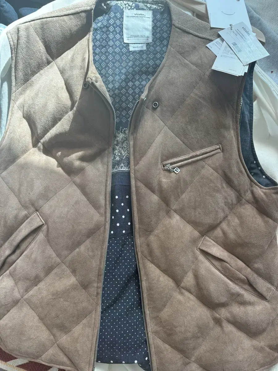 (5) 23ss visvim deerskin vest