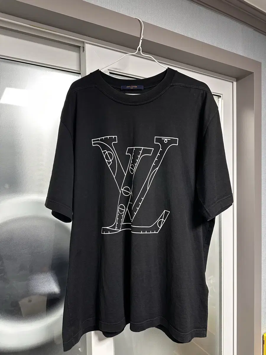 Louis Vuitton NBA Collaboration Vahn Short Sleeve Tee