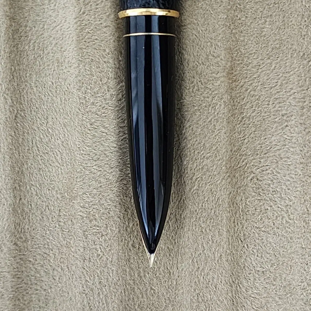 만년필 PILOT LEATHER WRAPPED 18K, F-nib