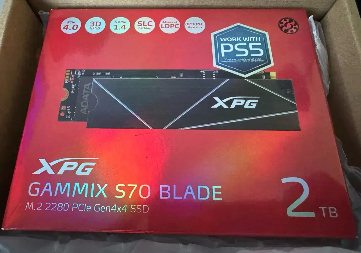 미개봉) ADATA XPG S70 BLADE 2TB SSD M2