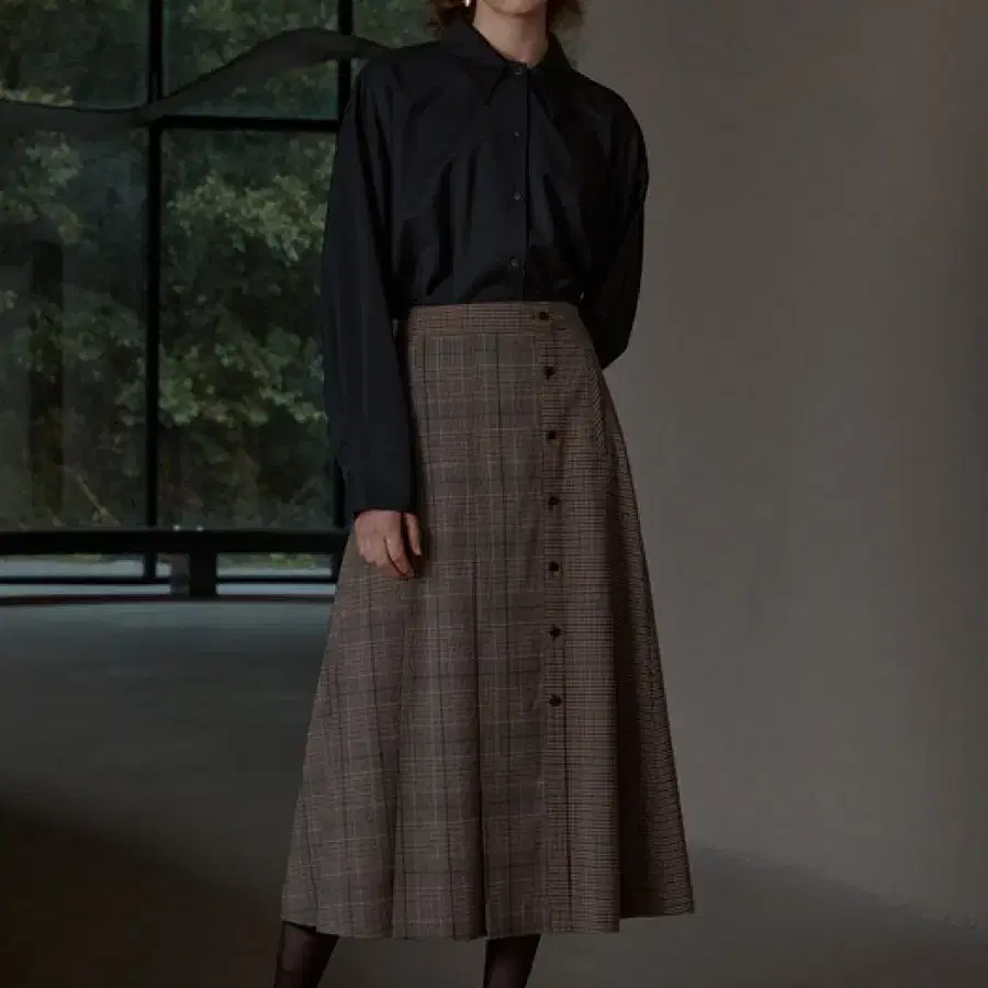 FRONTROW_Pleated Check Midi Skirt_2