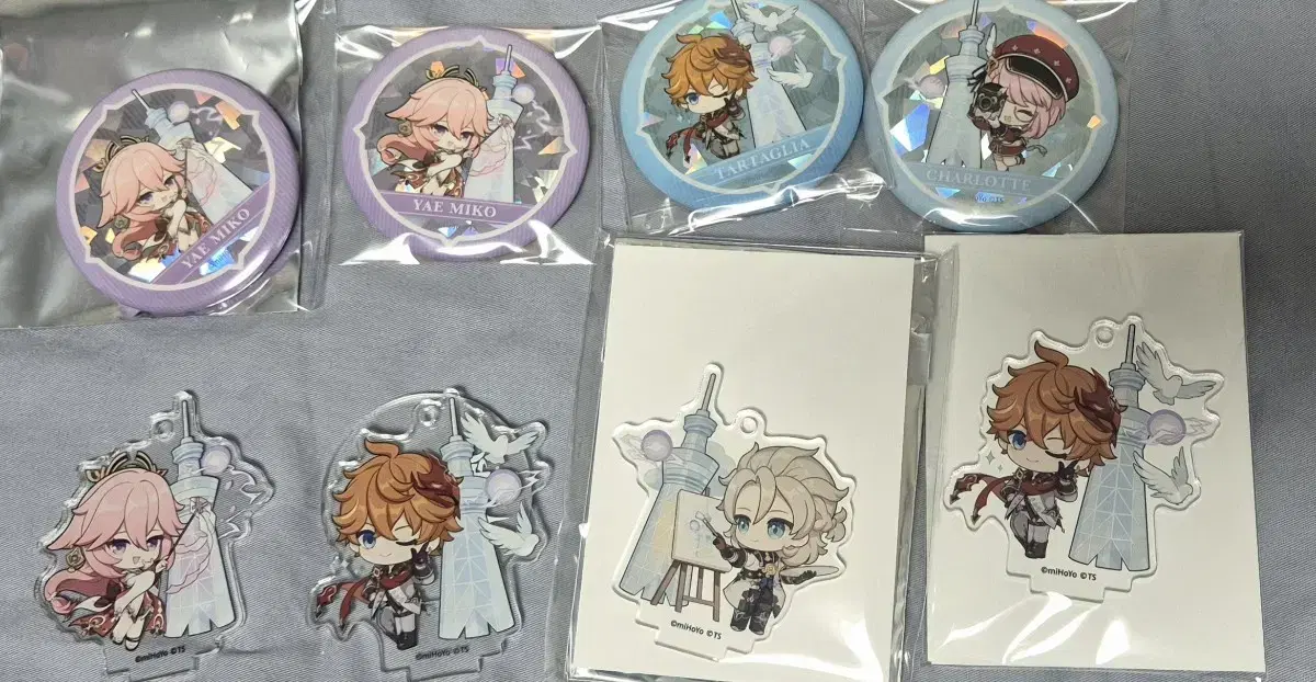 Genshin Impact Japan Skytree Collaboration Acrylic Stand and Can Badge